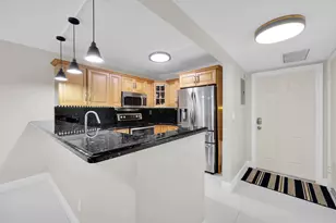 899 SE 2nd Ave, Deerfield Beach, FL 33441 - Photo 4