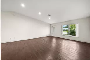 638 SW 4th Ave, Boynton Beach, FL 33426 - Photo 8