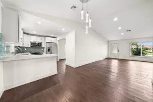 638 SW 4th Ave, Boynton Beach, FL 33426 - Photo 6