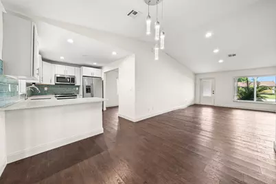 638 SW 4th Avenue, Boynton Beach, FL 33426 - Photo 6