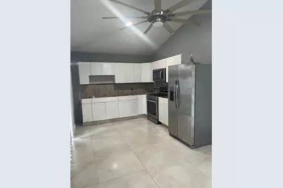 219 NW Biltmore Street, Port Saint Lucie, FL 34983 - Photo 4
