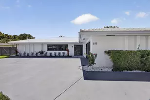 8111 W Lake Dr, Lake Clarke Shores, FL 33406 - Photo 6