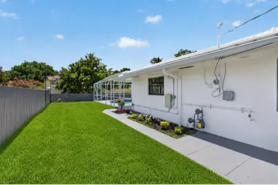 8111 W Lake Drive, Lake Clarke Shores, FL 33406 - Photo 56