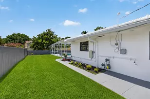 8111 W Lake Dr, Lake Clarke Shores, FL 33406 - Photo 56