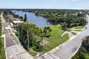 8111 W Lake Dr, Lake Clarke Shores, FL 33406 - Photo 76