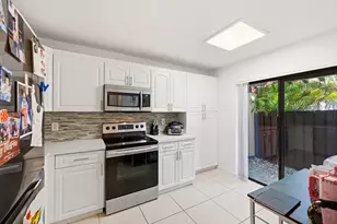 3797 Carambola Cir N, Coconut Creek, FL 33066 - Photo 10