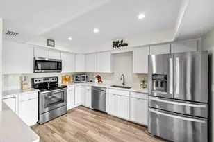 6078 Glendale Dr, Boca Raton, FL 33433 - Photo 12
