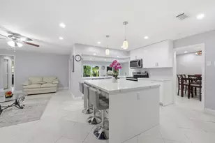 8386 Shadow Wood Blvd, Coral Springs, FL 33071 - Photo 12