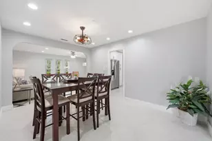 8386 Shadow Wood Blvd, Coral Springs, FL 33071 - Photo 8