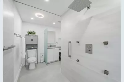 8386 Shadow Wood Boulevard, Coral Springs, FL 33071 - Photo 32