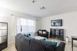 505 NW 7th Ct, Boynton Beach, FL 33426 - Photo 4