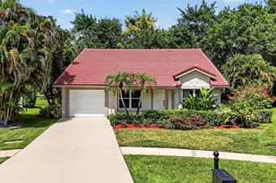 10065 Camelback Ln, Boca Raton, FL 33498 - Photo 1