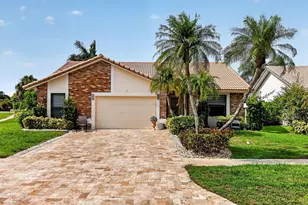 10065 Camelback Ln, Boca Raton, FL 33498 - Photo 1