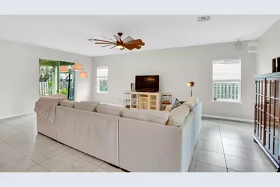 956 Claire Avenue, Sebastian, FL 32958 - Photo 8