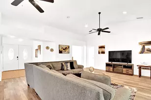 362 SE Crosspoint Dr, Port Saint Lucie, FL 34983 - Photo 8