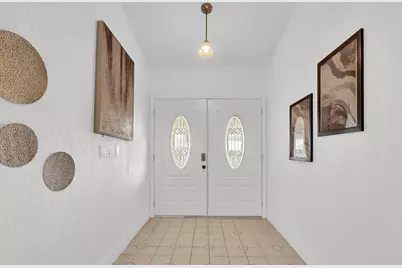 362 SE Crosspoint Drive, Port Saint Lucie, FL 34983 - Photo 4