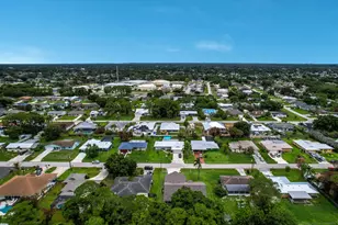 362 SE Crosspoint Dr, Port Saint Lucie, FL 34983 - Photo 36