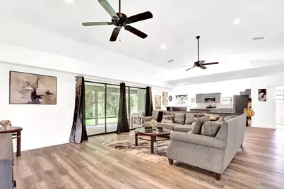 362 SE Crosspoint Drive, Port Saint Lucie, FL 34983 - Photo 10