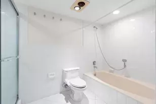 4816 N 46th Ave, Hollywood, FL 33021 - Photo 18