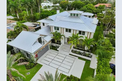 125 Worth Court N, West Palm Beach, FL 33405 - Photo 1