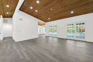 3185 St James Dr, Boca Raton, FL 33434 - Photo 8
