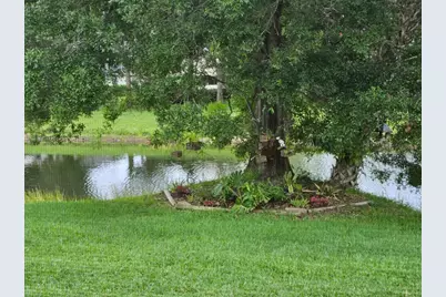 552 SW Calamondin Way Way SW, Vero Beach, FL 32968 - Photo 12