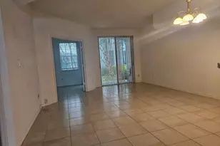781 SW 148th Ave, Sunrise, FL 33325 - Photo 6