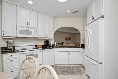 7601 Martinique Boulevard, Boca Raton, FL 33433 - Photo 14