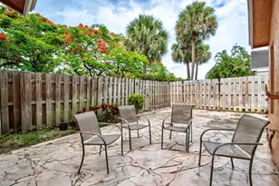 7601 Martinique Blvd, Boca Raton, FL 33433 - Photo 32