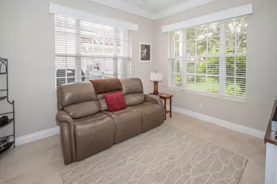 146 Lost Bridge Drive, Palm Beach Gardens, FL 33410 - Photo 10