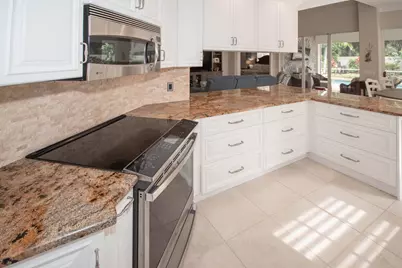 146 Lost Bridge Drive, Palm Beach Gardens, FL 33410 - Photo 12