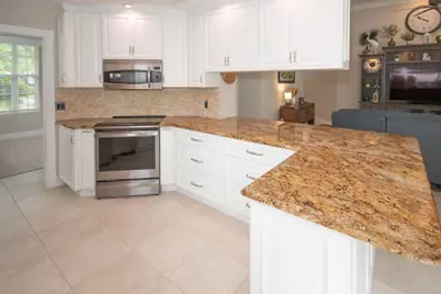 146 Lost Bridge Drive, Palm Beach Gardens, FL 33410 - Photo 14