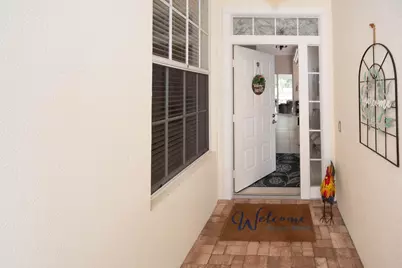 146 Lost Bridge Drive, Palm Beach Gardens, FL 33410 - Photo 6