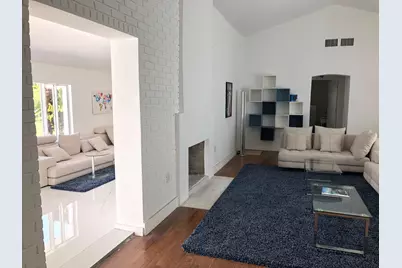 9007 NE 10th Avenue NE, Miami, FL 33138 - Photo 12