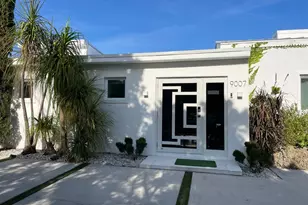 9007 NE 10th Ave NE, Miami, FL 33138 - Photo 4