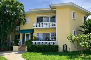 9271 W Bay Harbor Dr, Bay Harbor Islands, FL 33154 - Photo 6