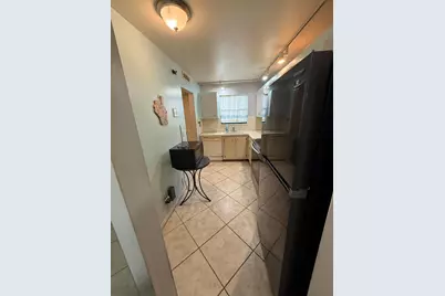 4760 W Lucerne Lakes Blvd W #407, Lake Worth, FL 33467 - Photo 2