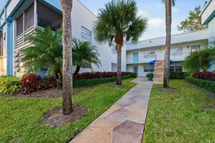 442 Normandy J, Delray Beach, FL 33484 - Photo 2