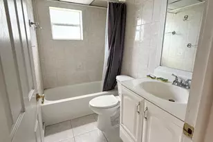 814 Burgundy Q, Delray Beach, FL 33484 - Photo 10