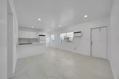 323 Elm Street #7, Hollywood, FL 33019 - Photo 18