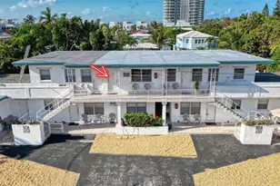 323 Elm St, Hollywood, FL 33019 - Photo 2