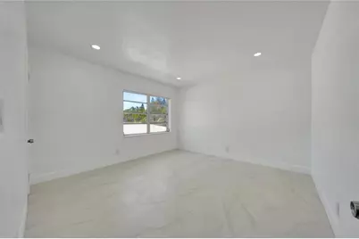 323 Elm Street #7, Hollywood, FL 33019 - Photo 16