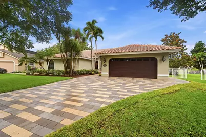 4704 NW 99th Lane, Coral Springs, FL 33076 - Photo 4
