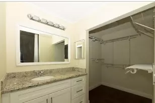 915 Buttonwood Ave, North Lauderdale, FL 33068 - Photo 10