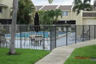 139 Sparrow Dr, Royal Palm Beach, FL 33411 - Photo 12