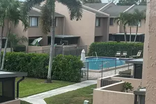 139 Sparrow Dr, Royal Palm Beach, FL 33411 - Photo 18