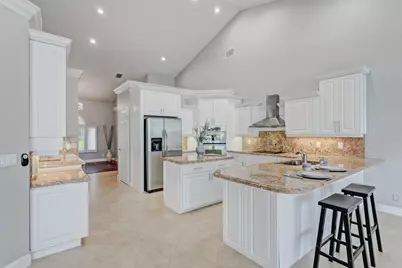 139 Brookhaven Court, Palm Beach Gardens, FL 33418 - Photo 6