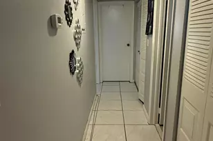 549 N University Dr, Plantation, FL 33324 - Photo 8