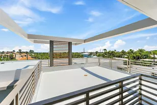 390 Jupiter Ln, Juno Beach, FL 33408 - Photo 36