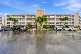 1043 Cornwall C, Boca Raton, FL 33434 - Photo 2